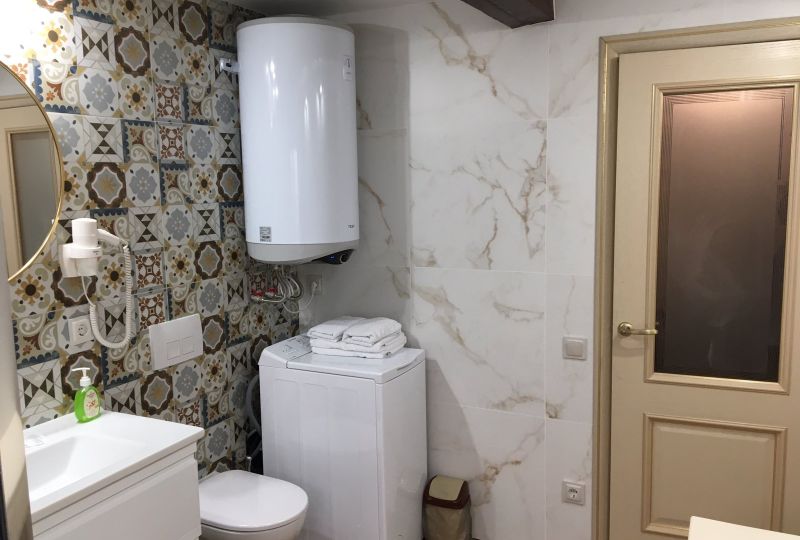 Studio apartment on 23a Sofievs&#039;ka str 1